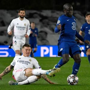 086【欧冠速评】半决赛首回合：过不去的坎特，透着风的人墙