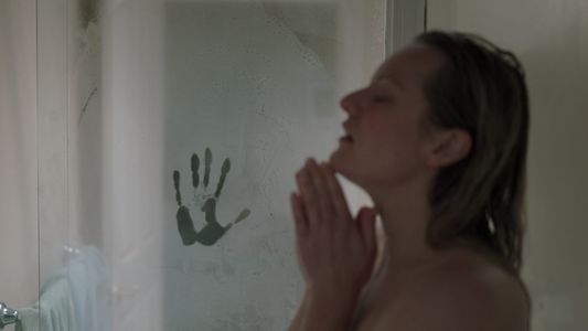 《隐形人》：隐形吧，权力！