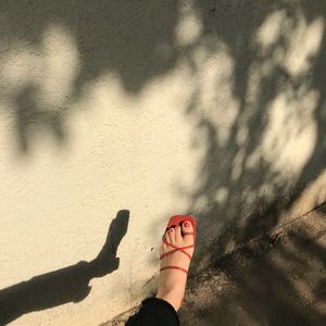 从“鞋”开始的“女性化”元素讨论