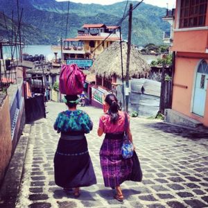 真正的旅行也许就应该是自己一个人上路|照见合作社×旅游博主 路路