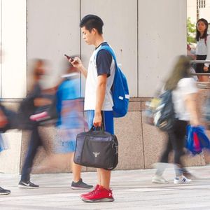 【深夜小卖部】超七成青年过倍速生活，你中枪了吗