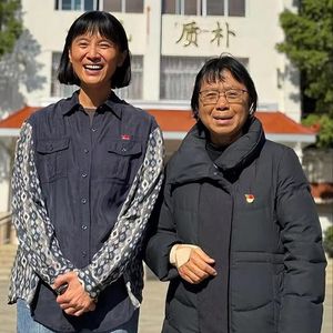 预期管理与叙事差异：山花烂漫VS长征超市