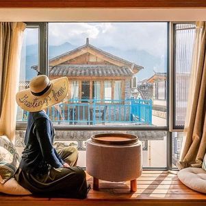 斜杠青年睡沙发 | 旅途中，我住过的陌生人的家