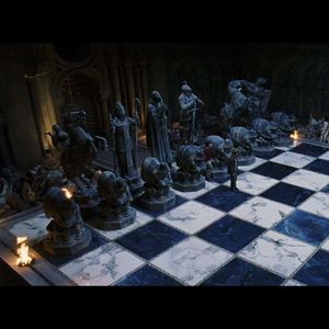 哈利波特前两部解析：韦斯莱一家是贵族还是工人？小精灵多比在自我矮化还是道德绑架？