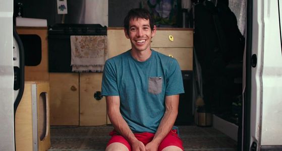 攀岩者的舍弃与追求