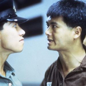 和大学生主播小T聊学校生活与独立精神