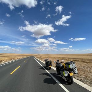 番外：在内蒙骑摩托，10 天穿越 3300 公里