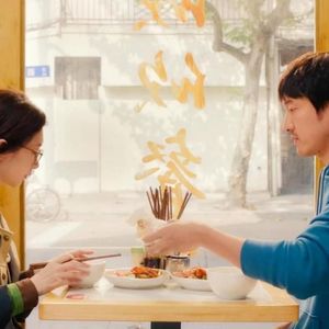 漫点讲 SP 看完《拼桌》,我们聊聊城市与人之间的微妙关系!