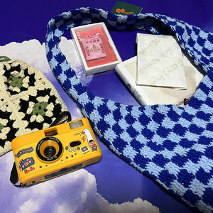 013.送礼物牛逼症：为了送朋友一个钩针包，设计了一个品牌