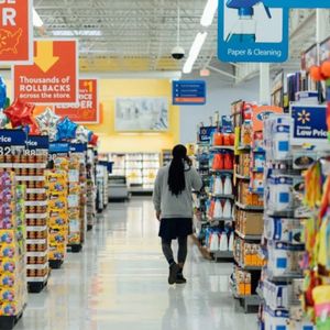 【11.22】记住：in store 不是“在商店”，真正意思其实是？