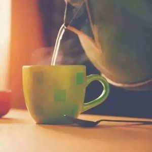 【10.27】“热水”千万不要说“hot water”！会吓死人的！