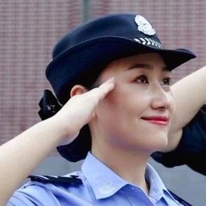 【0711】“我是警察，不怕你记！”