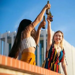 【0517】记住：“你喝多了！”不是"You drink too much!"