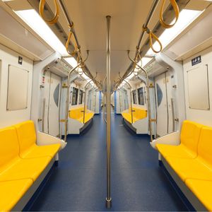 【0305】为什么北京地铁是Subway，而上海是Metro？