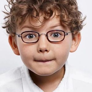 【0602】“近视”英语怎么说？“眼镜多少度”能直接问"How much degree"吗？