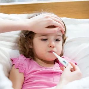 【12.26】记住：“吃药”不用eat，“在床上”也不用 on！