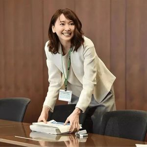 【0617】"midwife" 不是中间的妻子，真正意思竟是