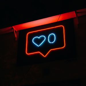 在渴望认同和划定界限之间：寻找分享欲