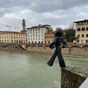 【电话会客亭】世界不是你的背景板，让别处碰撞你的身体和思想