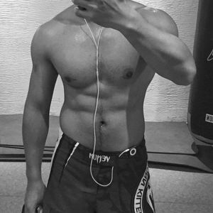 一个吃素的满族男人是怎么获取了美国健身教练认证