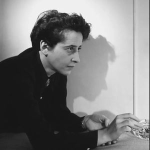 EP143：汉娜·阿伦特《黑暗中的人们》（选段）