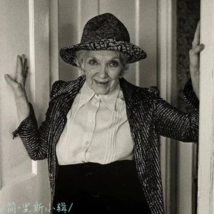 “如果可以选择，比起写作我更想变得快乐”-简·里斯小辑A