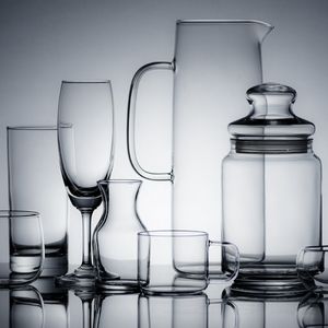 玻璃、陶瓷、不锈钢，你喝水的杯子真的健康吗？