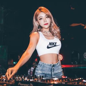 对话95后鬼马美女DJ G9:音乐制作是最重要的｜野生思想 X 潮音嘉年华#73