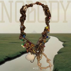 EP35.怪果女孩致富经：她是如何一边做社畜，一边把自己的亚文化品牌推向主流市场