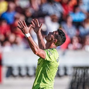 滕哈格进退两难，孔蒂图赫尔激情握手 - Vol.112