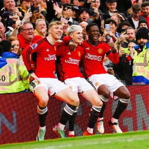 利物浦曼城阿森纳三足鼎立,曼联大胜铁锤帮重拾信心 - Vol.140