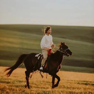 Vol.028 野蛮生长段老师：不给人生设限，见天地、见众生、见自我（阿绵、段老师）