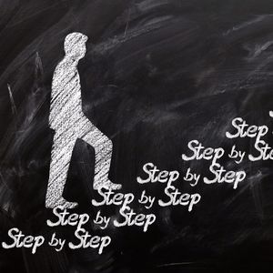 vol.5 面对艰难生存的文艺片，我们离自由的“批评”还有多远？