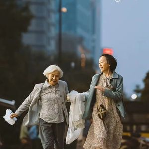 专访《妈妈！》导演杨荔钠：女性三部曲终章，华语顶级表演