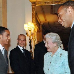 英超无双111 阿森纳“最尊贵”球迷离世,来聊聊英国王室诸位都是哪队球迷