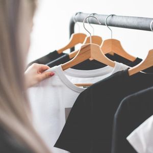 73.从卖货到品牌化，中国设计师品牌大浪退去谁在裸泳