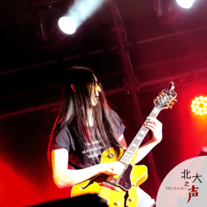 十张专辑与一年回响：一位北大吉他手的年度听觉自白