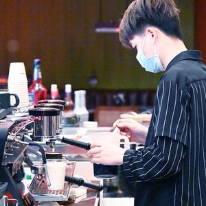 VOL.9丨辞职开家咖啡店，这事靠谱吗？