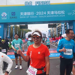 首马复盘 | 崩溃开场,平静完赛,原来这就是马拉松