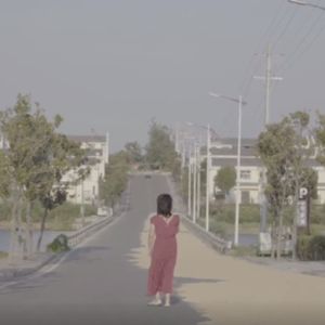 余秀华：一个女人没有爱情，就没有任何人可以打败