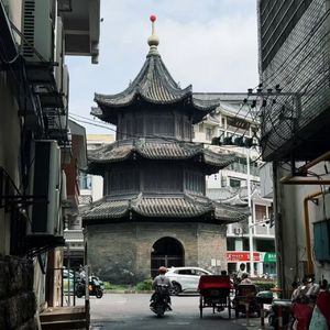 Vol.56 扬州｜隋炀帝、运河和一碗早茶：扬州慢里的千年烟火