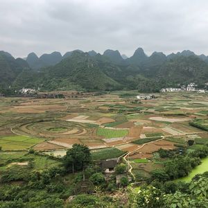 Vol.19 贵州 | 在黔西南吹风平躺，吃最好的蛋炒饭看最美的喀斯特