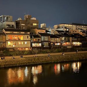 Vol.26 京都 | 无限次闲逛指南: 只管发呆散步看展探店就对了