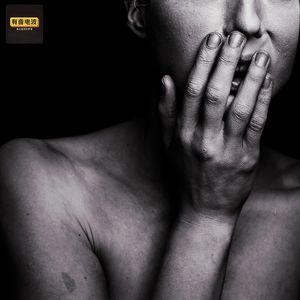 抠脚底板的老奶奶、红衣女鬼压床、梦见自己变成婴儿、公司厕所门口的白鬼、奇怪的肉球