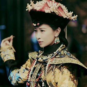 《延禧攻略》《如懿传》比较阅读（上集）：曾经被嘲讽的童大掌柜她站起来了！