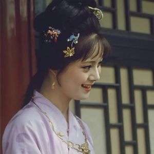 《红楼梦》08·薛宝钗的瞬息全宇宙，价值观不是用来跟谁合