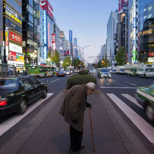 第103本书：日本NHK特别节目录制组与《老后破产》《无缘社会》