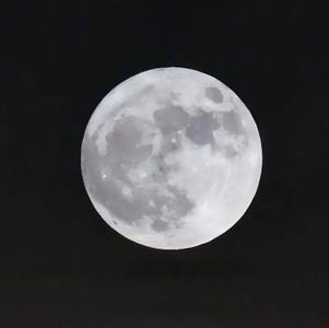 130.古书中“修月亮的人”