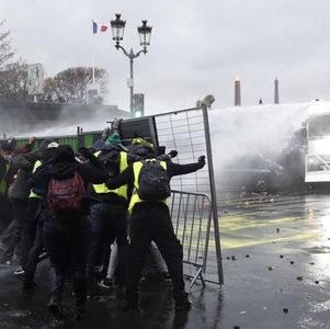 107.从“白人滚出法国”引发的思考