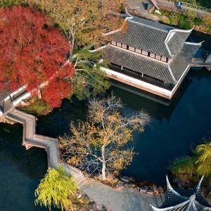 64.现在是不是买房的时候？如果必须买，买怎样的房？